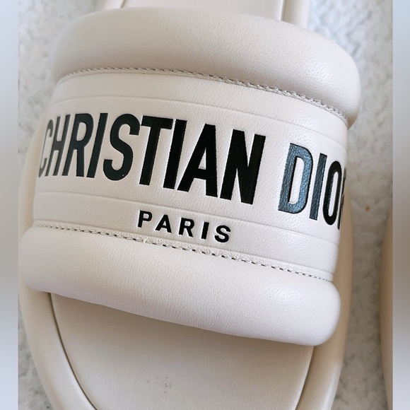 Christian Dior Every-D Embossed Lambskin Leather Slide Sandals - Picture 3 of 16